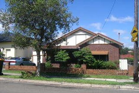 4 Hampden Rd, Lakemba, NSW 2195