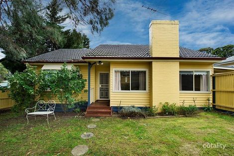 Property photo of 28 Beaufort Road Croydon VIC 3136