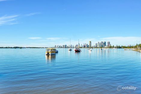Property photo of 2/312 Marine Parade Labrador QLD 4215