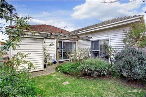 Property photo of 184 Melville Road Pascoe Vale South VIC 3044