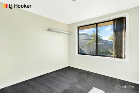 Property photo of 8 Bindon Close Bomaderry NSW 2541