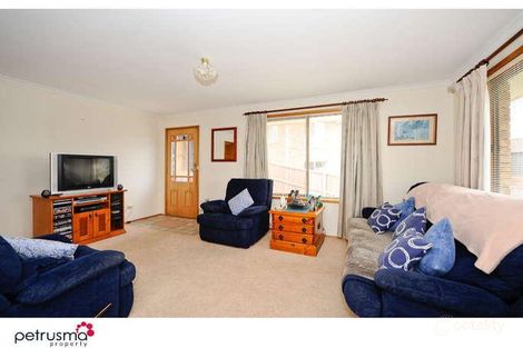 Property photo of 9 Tollard Place Rokeby TAS 7019