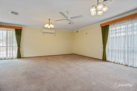 Property photo of 28 Jamison Street South Altona Meadows VIC 3028