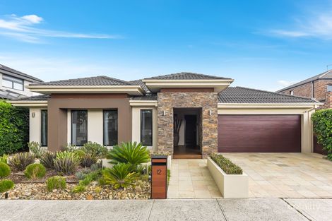 12 Amesbury Way, Clyde North, VIC 3978