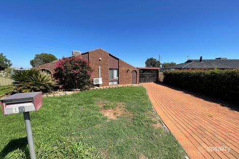 Property photo of 15 Flinders Close Dubbo NSW 2830