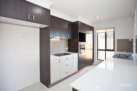 Property photo of 1/8 Halifax Place Rural View QLD 4740