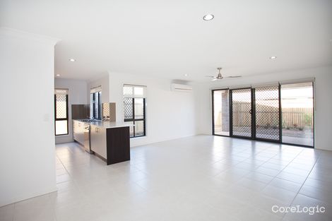 Property photo of 1/8 Halifax Place Rural View QLD 4740