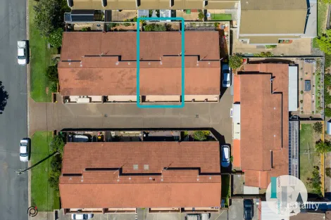 Property photo of 9/84-86 Kurrajong Street Windang NSW 2528