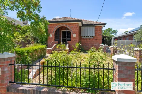 Property photo of 69 Hill Street East Tamworth NSW 2340