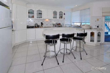 Property photo of 87 Saronvale Crescent Hillside VIC 3037