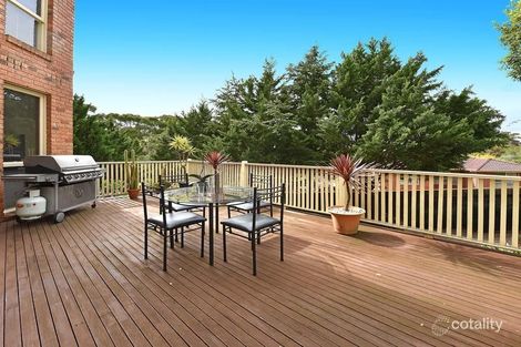 Property photo of 1 Blackbird Rise Avondale Heights VIC 3034