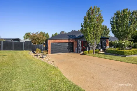 Property photo of 31 Muttama Parade Gobbagombalin NSW 2650