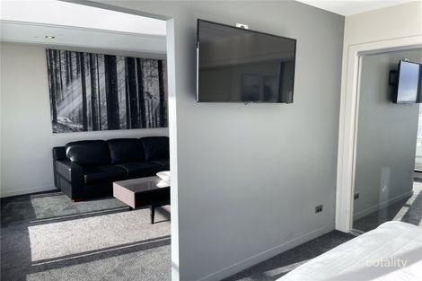 Property photo of 2408A/100 Harbour Esplanade Docklands VIC 3008