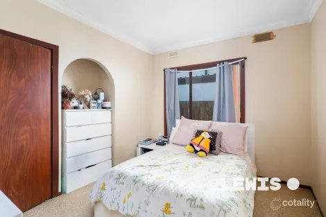 Property photo of 60 Rachelle Road Keilor East VIC 3033