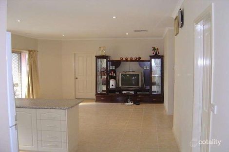 Property photo of 37 Glendale Road Springvale VIC 3171