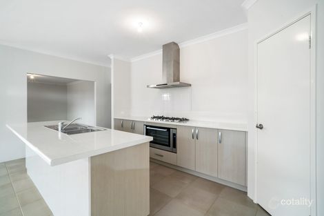Property photo of 35 Cheyne Way Caversham WA 6055