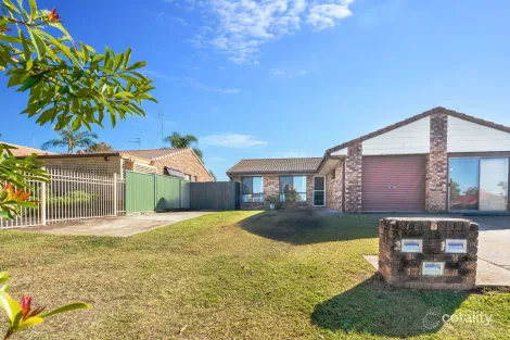 2/6 Robin Joy Cl, Labrador, QLD 4215