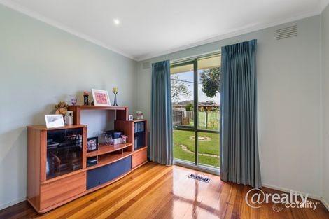 Property photo of 58 Aldergate Crescent Kings Park VIC 3021