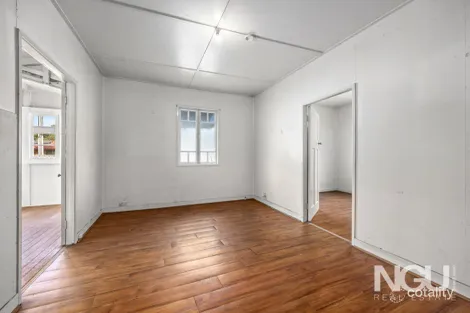 Property photo of 18 Sydney Street Brassall QLD 4305