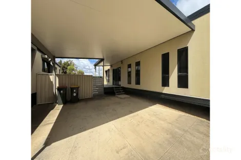 1/51 Kemmis St, Nebo, QLD 4742