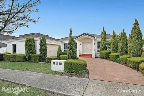 Property photo of 19 Meridian Parade Wantirna South VIC 3152