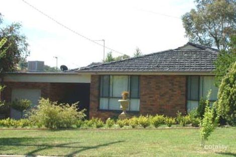 17 Sherwood Ave, Kooringal, NSW 2650