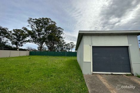 Property photo of 11 Chesham Parade Glenfield NSW 2167