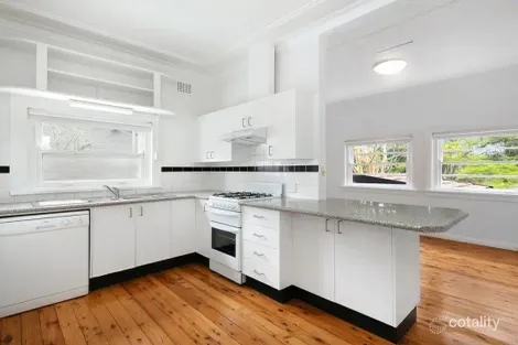 Property photo of 10 Strathallen Avenue Northbridge NSW 2063