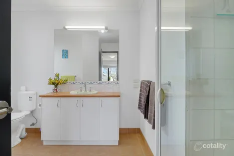 Property photo of 60 Pell Crescent Mooroopna VIC 3629