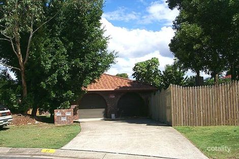 2/11 Robin Joy Cl, Labrador, QLD 4215