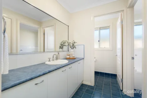 Property photo of 66 Bartholomew Street Glenroy NSW 2640