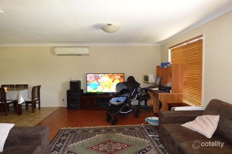 Property photo of 10 Helicia Road Macquarie Fields NSW 2564