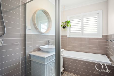 Property photo of 7 Jaraga Circuit Thirroul NSW 2515
