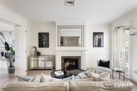 Property photo of 10B Moule Avenue Brighton VIC 3186