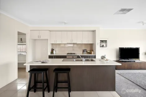 Property photo of 133 Wurrook Circuit North Geelong VIC 3215