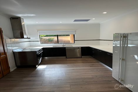 Property photo of 32 Conington Crescent Morphett Vale SA 5162