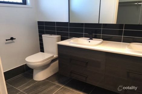 35 Grevillea Way, Park Ridge, QLD 4125