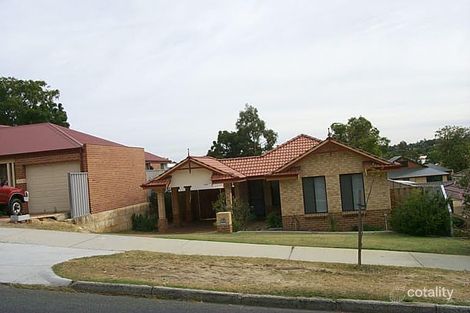 132 Garling St, Willagee, WA 6156