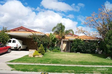 64 Berkley Rd, Marangaroo, WA 6064