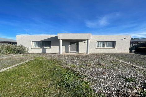 Property photo of 9 Jemacra Place Mount Clear VIC 3350
