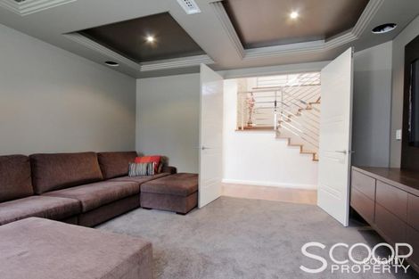 Property photo of 40 Hamelin Drive Lake Coogee WA 6166