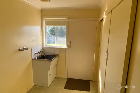 Property photo of 50 Ross Street Sale VIC 3850