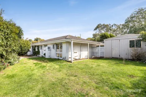 Property photo of 3 Seascape Avenue Balnarring VIC 3926