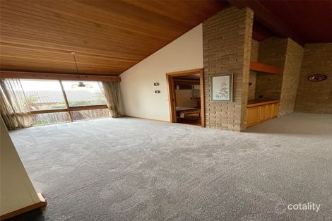 Property photo of 317 Lawrence Road Mount Waverley VIC 3149