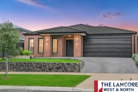 Property photo of 3 Prestige Drive Kalkallo VIC 3064