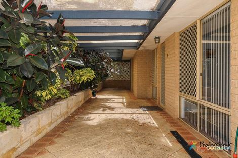 Property photo of 8 Veros Place Marangaroo WA 6064