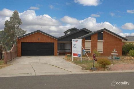 Property photo of 27 Darriwill Close Delahey VIC 3037