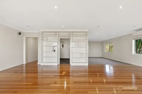 Property photo of 105 Lake Bunga Beach Road Lake Bunga VIC 3909