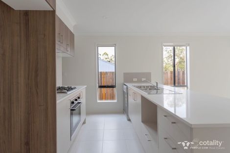 Property photo of 48 Creekwood Circuit Spring Mountain QLD 4300