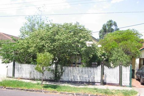 26 Lyndhurst Cres, Brunswick East, VIC 3057